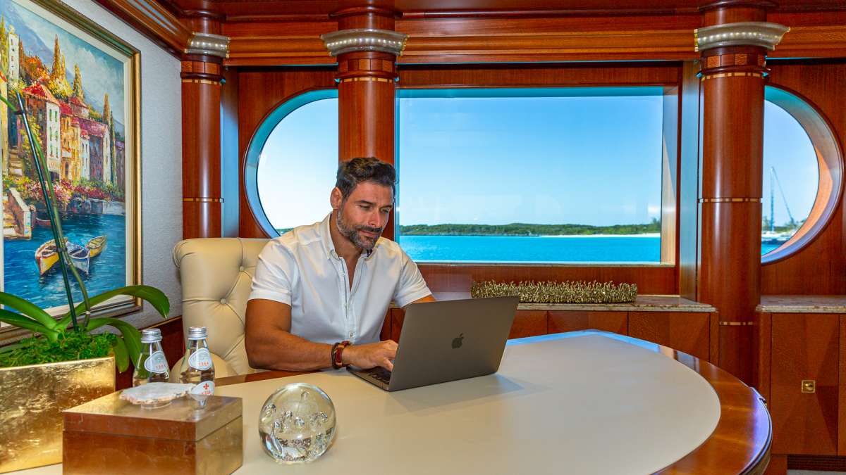 Master Stateroom Desk