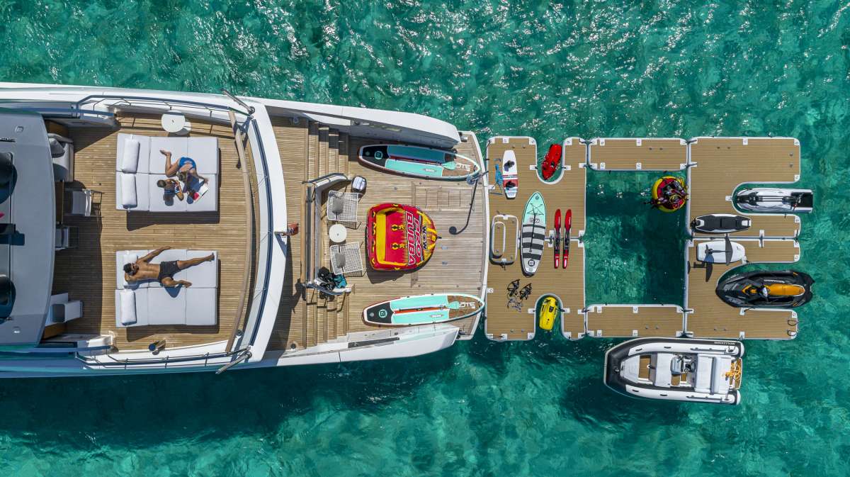 Yacht Pic 4