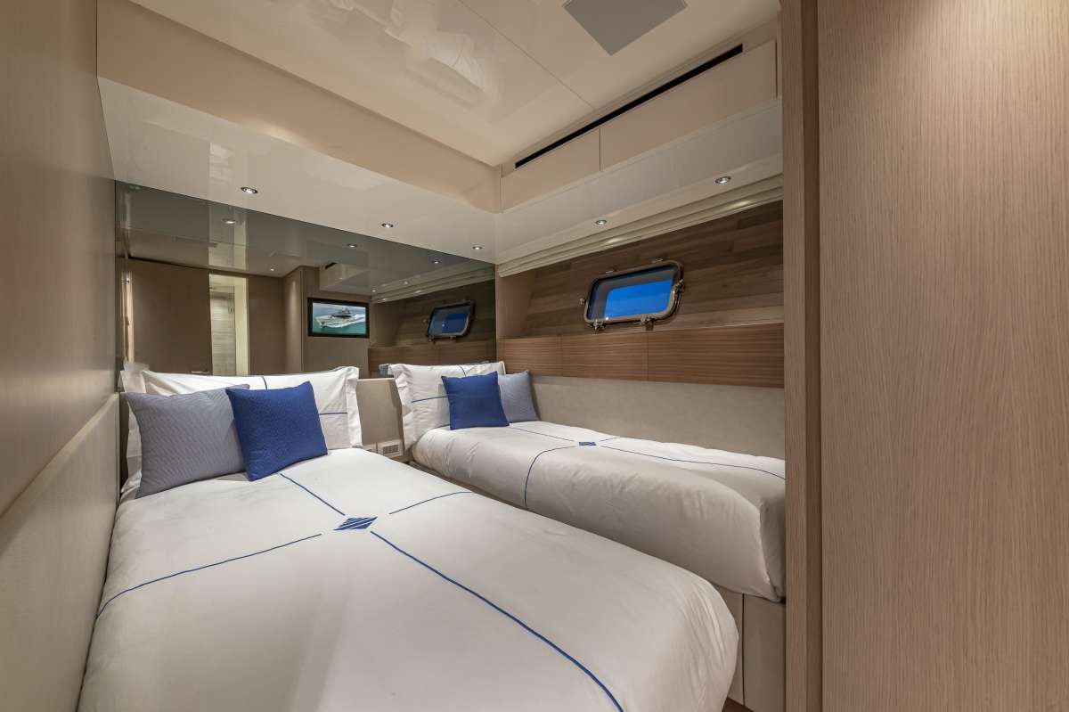 Yacht Pic 8