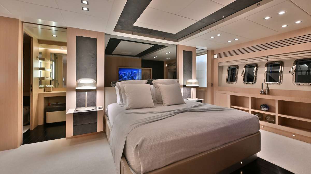 Yacht Pic 11