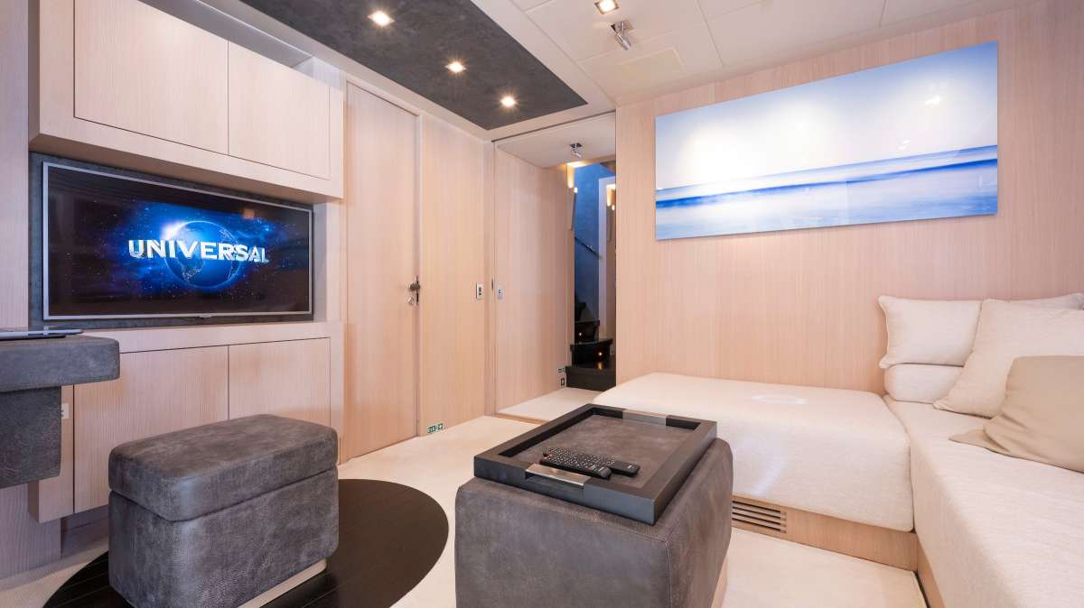 Yacht Pic 12