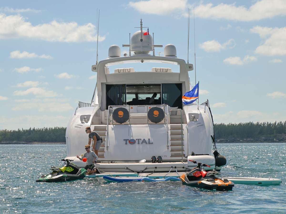 Yacht Pic 4