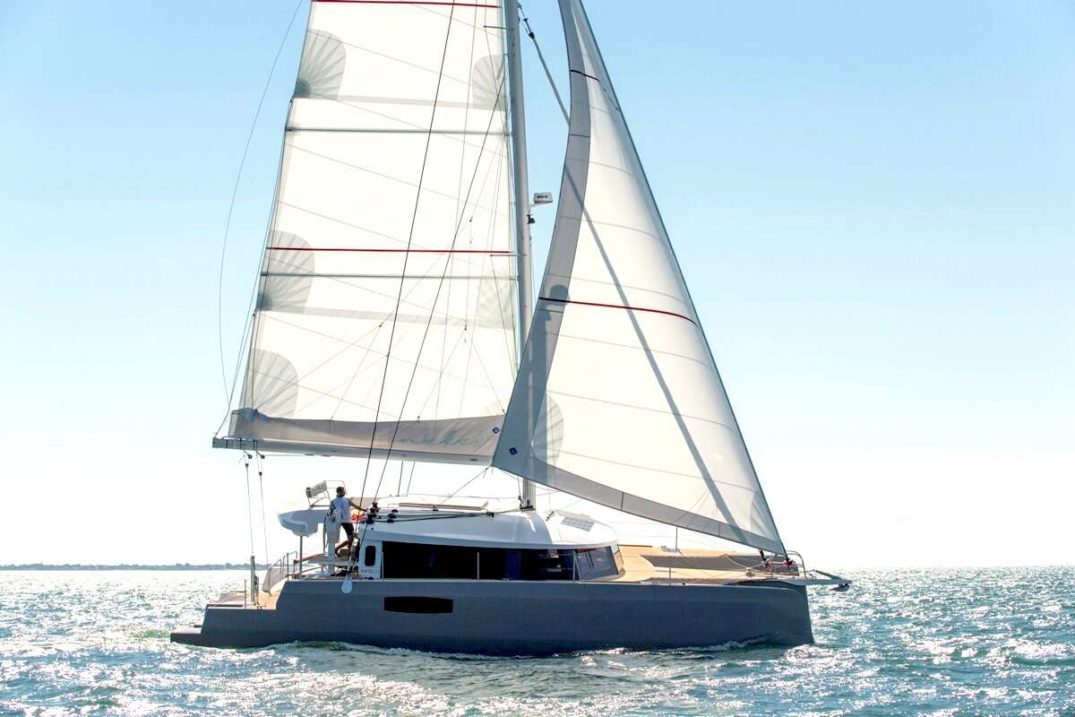 Yacht Charter L'OCTANT | Ritzy Charters