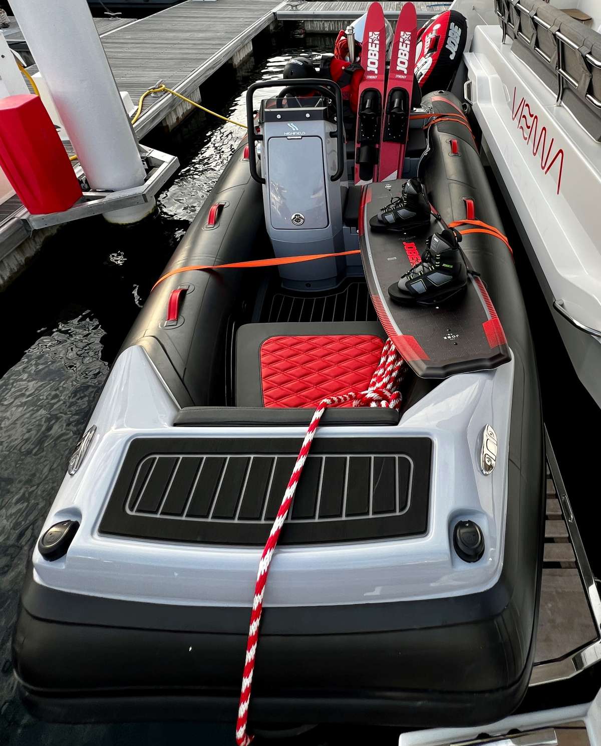 40hp center console tender