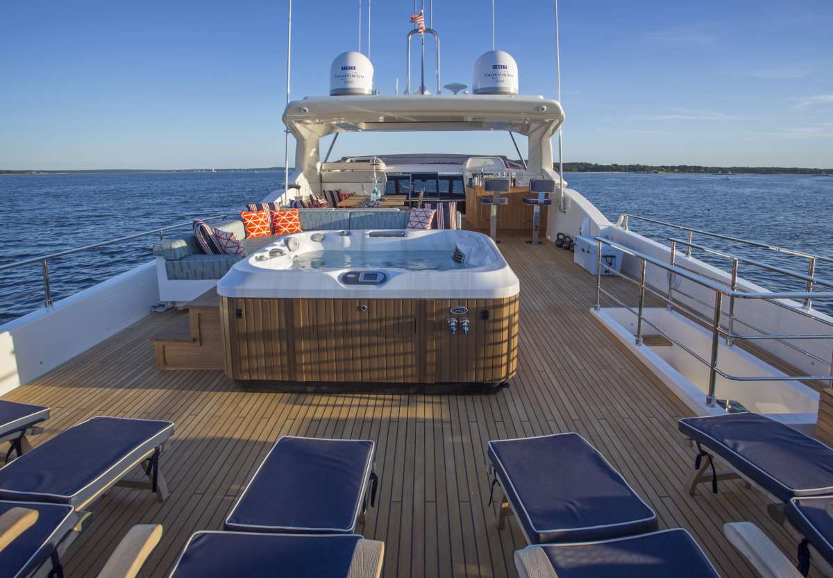 Flybridge Deck