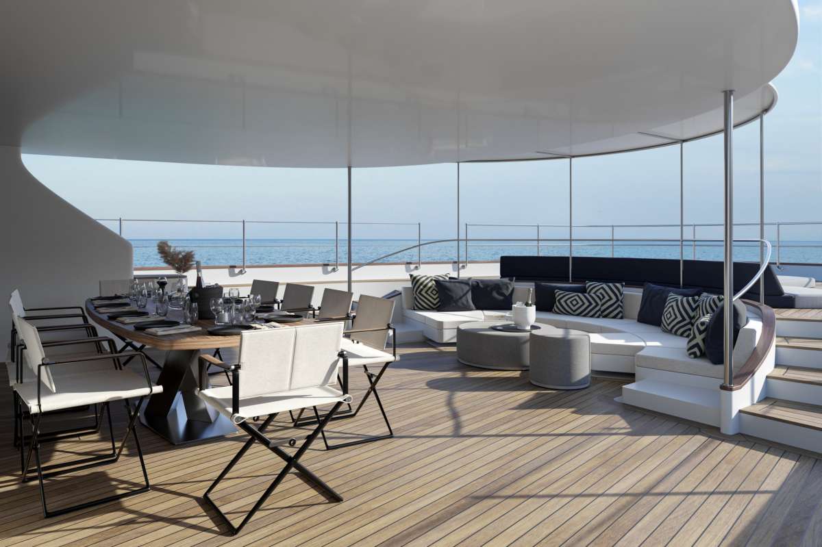 Aft deck - lounge area