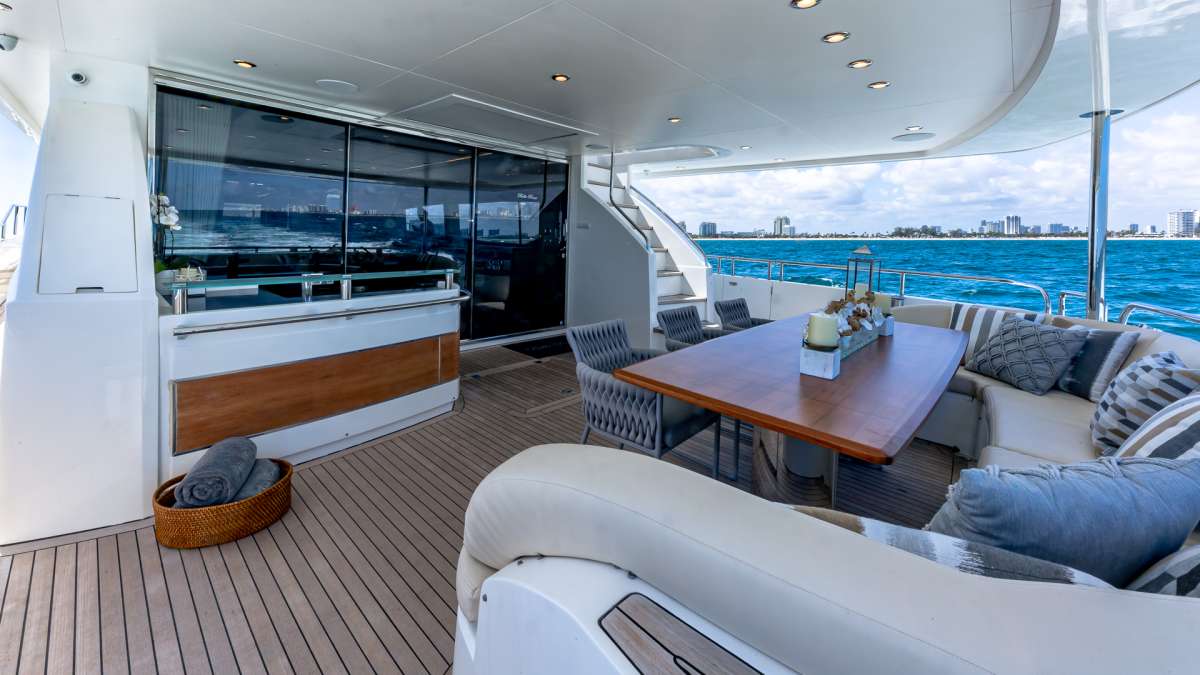 Yacht Pic 4