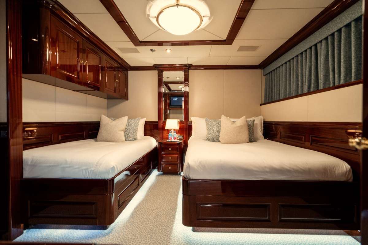 Yacht Pic 12