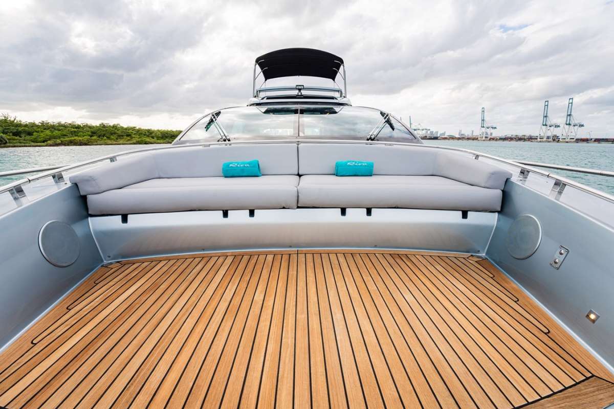 Yacht Pic 10