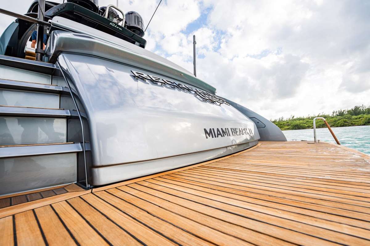 Yacht Pic 11