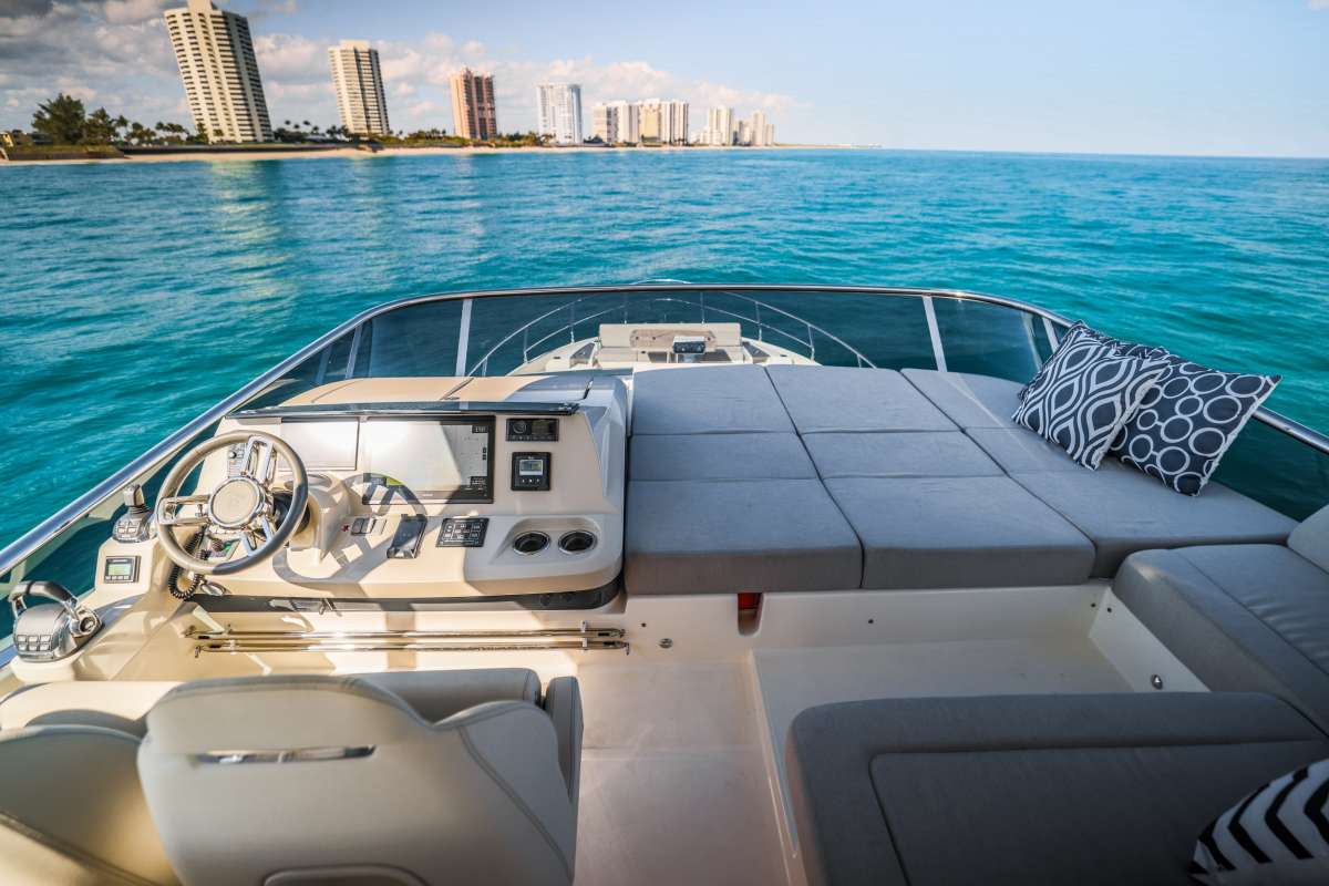 Yacht Pic 14
