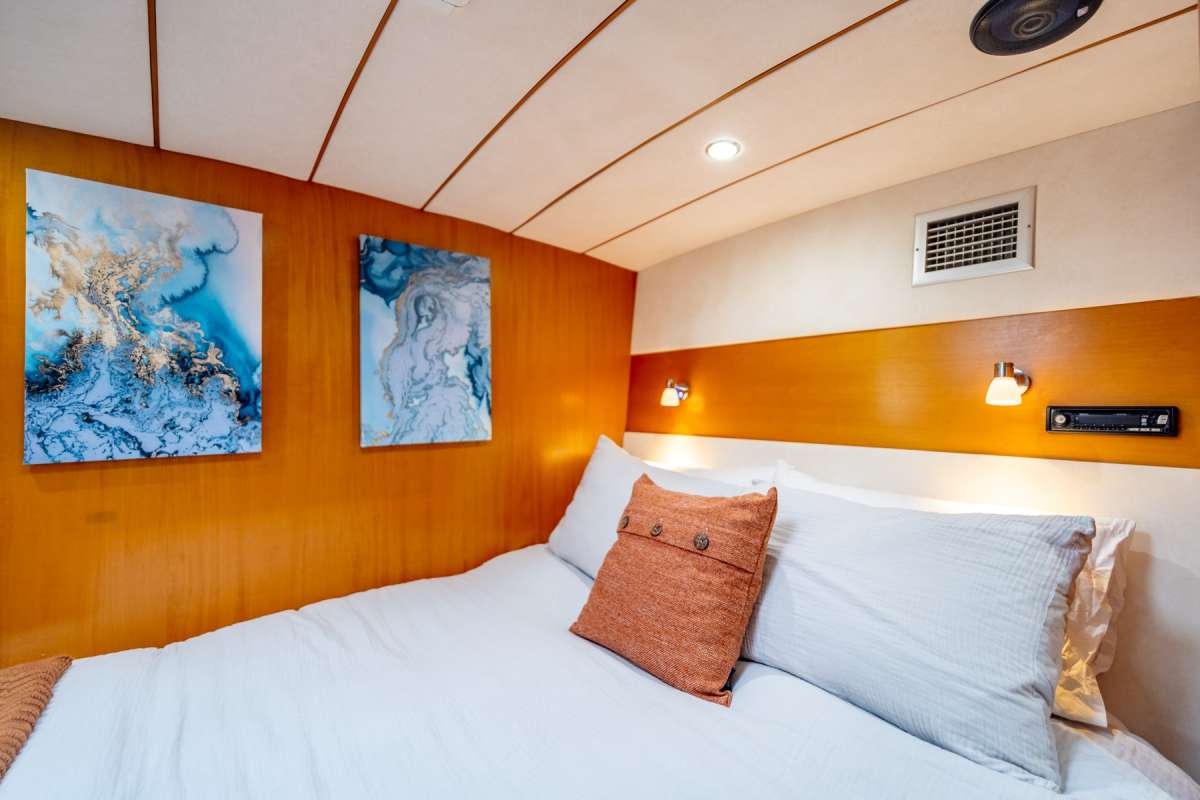 VIP Ensuite Stateroom