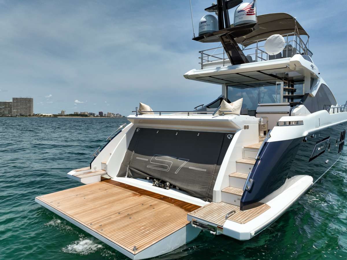 Yacht Pic 10