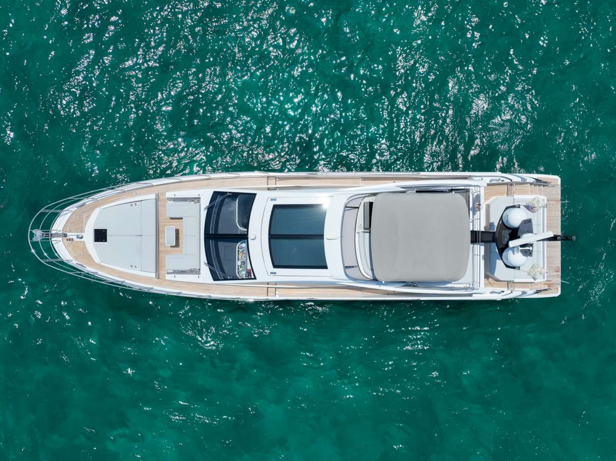 Yacht Pic 11