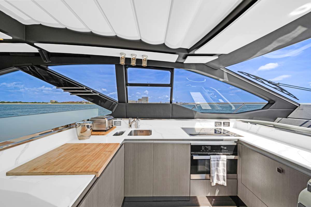 Yacht Pic 12