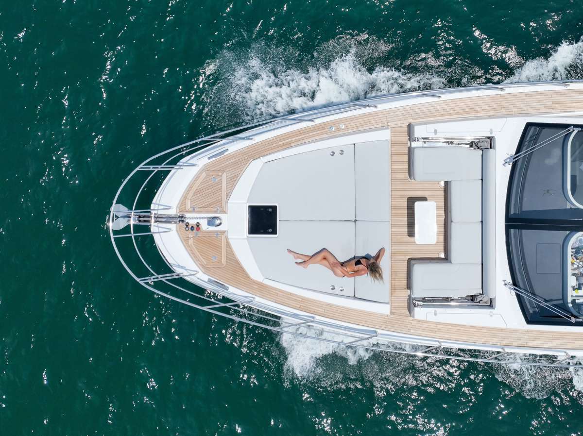 Yacht Pic 17