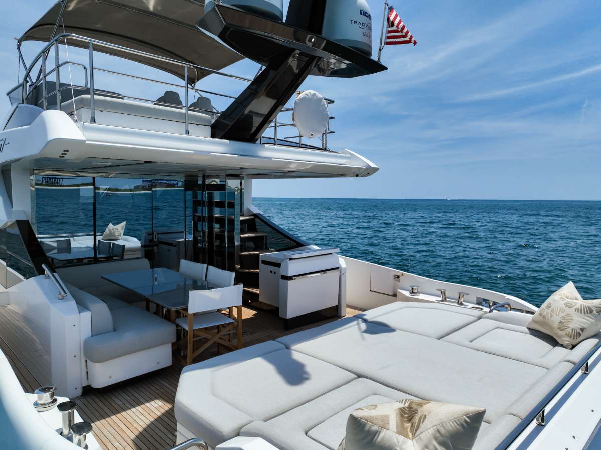 Yacht Pic 4