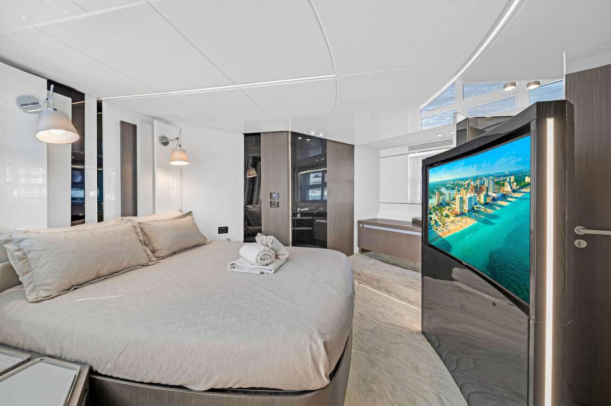 Yacht Pic 6