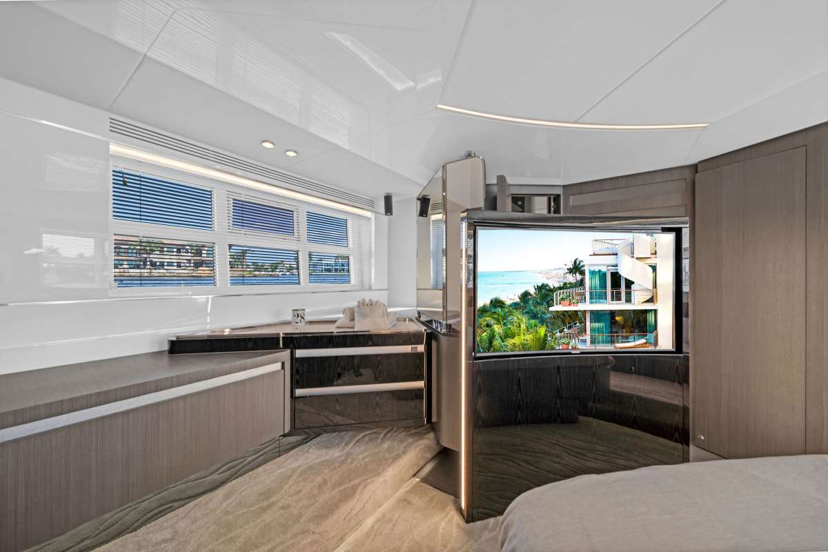Yacht Pic 7