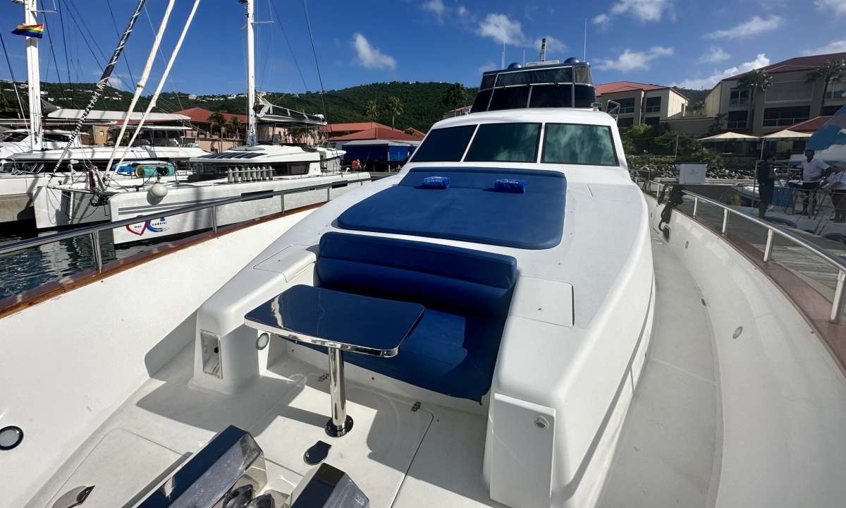 Aft Deck Dining 