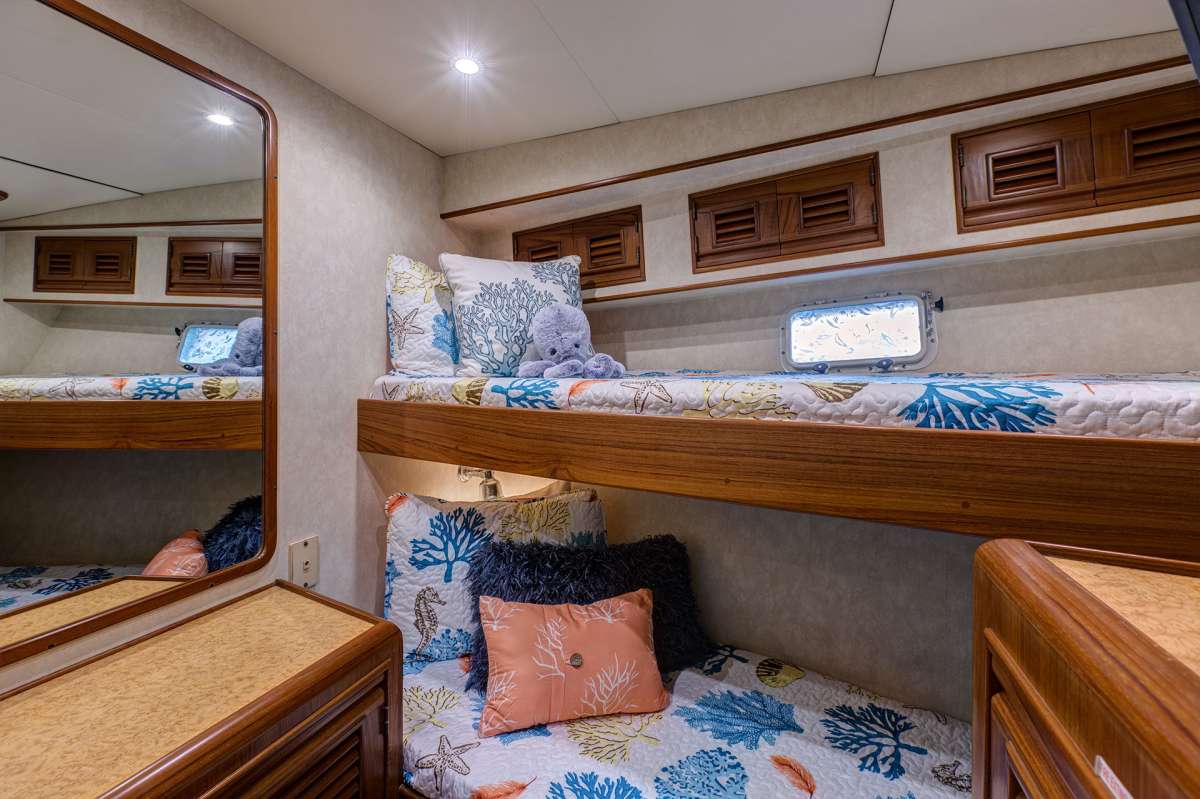Yacht Pic 6