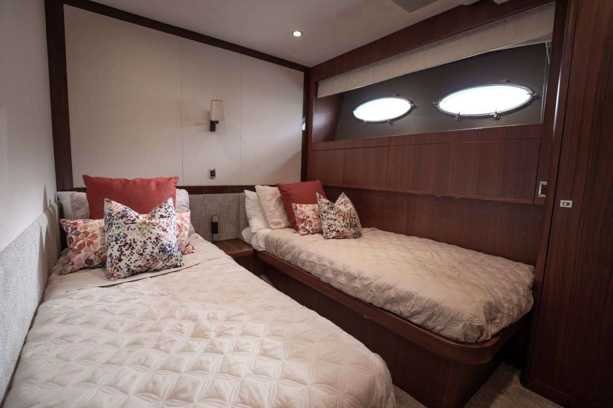 Yacht Pic 7