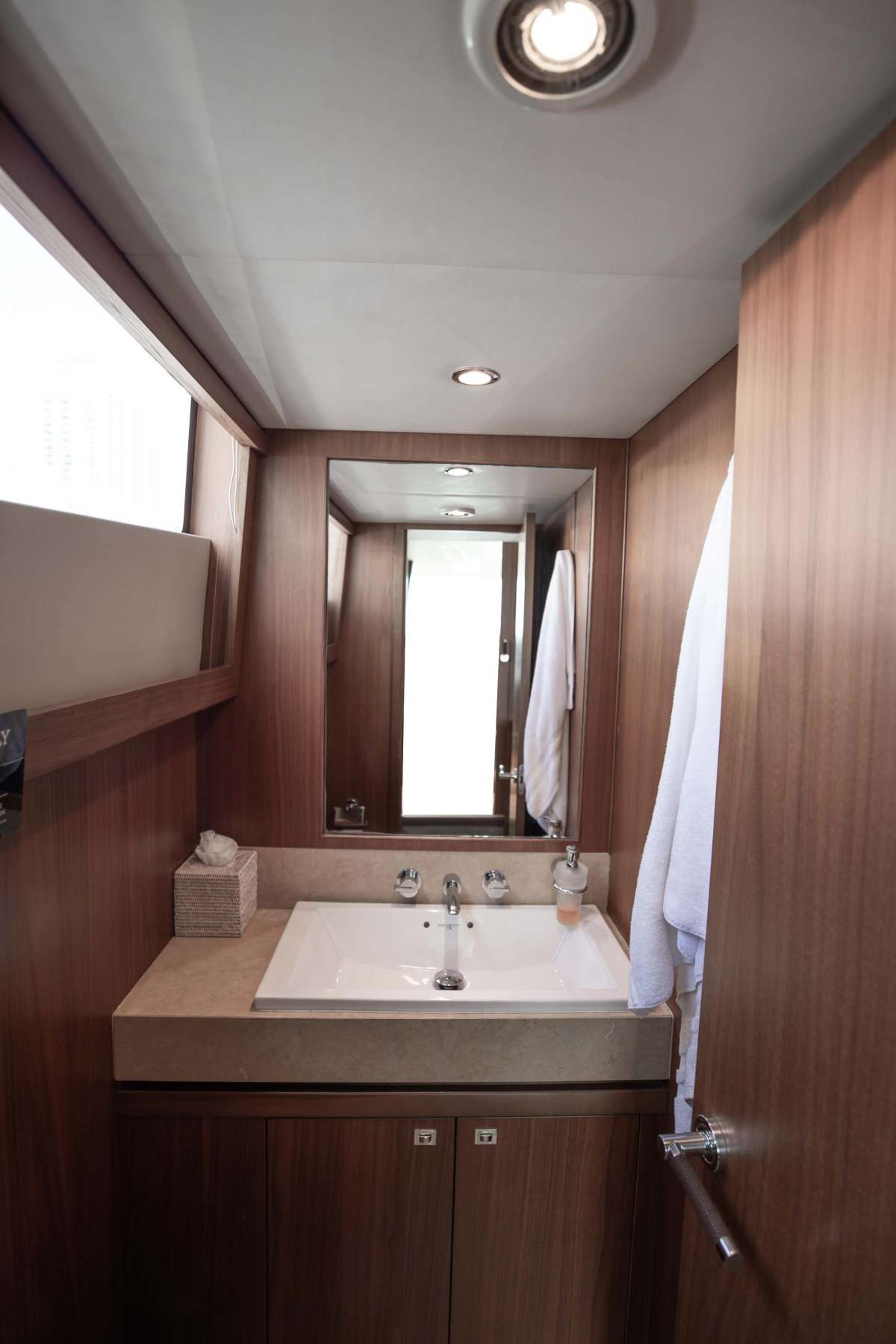 Yacht Pic 9