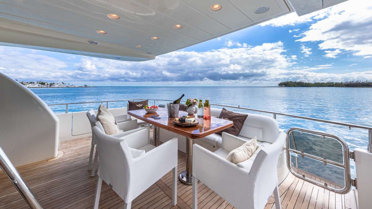 Yacht Pic 12