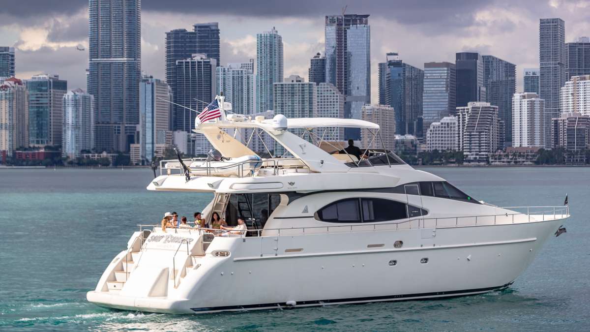 Yacht Pic 18