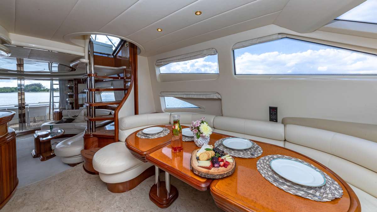 Yacht Pic 4
