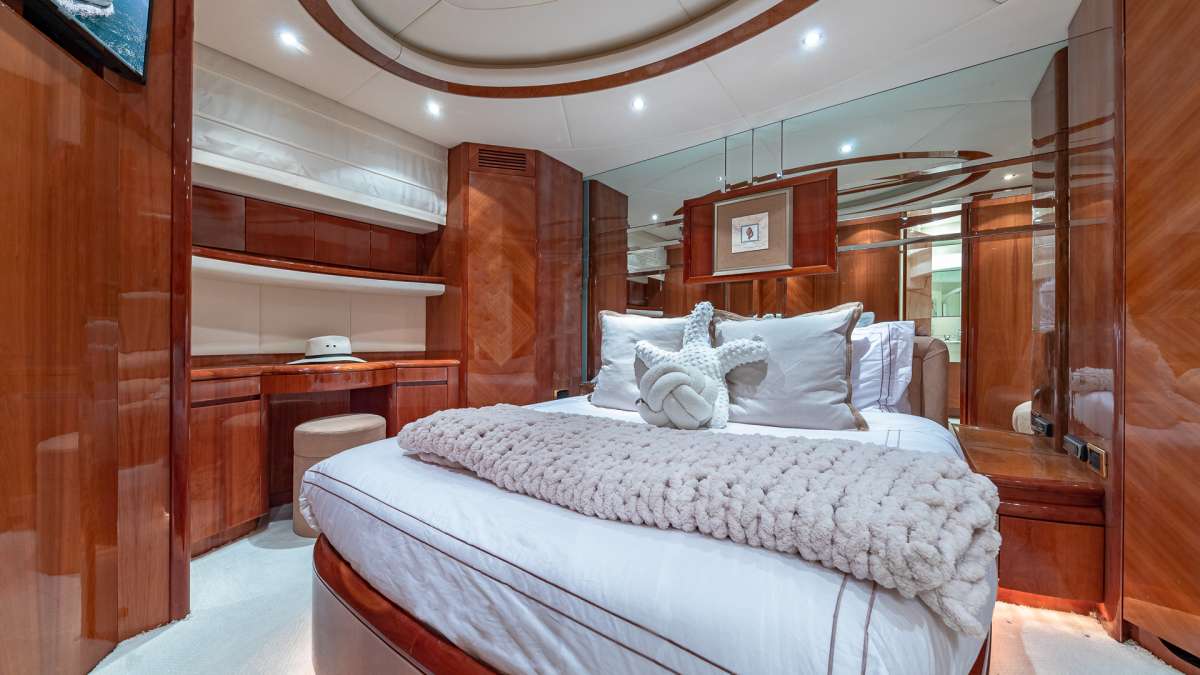 Yacht Pic 7