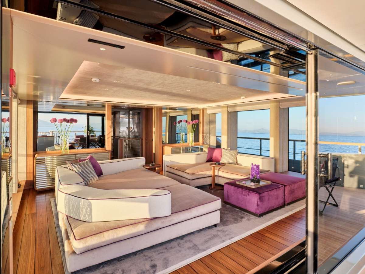 Yacht Pic 4