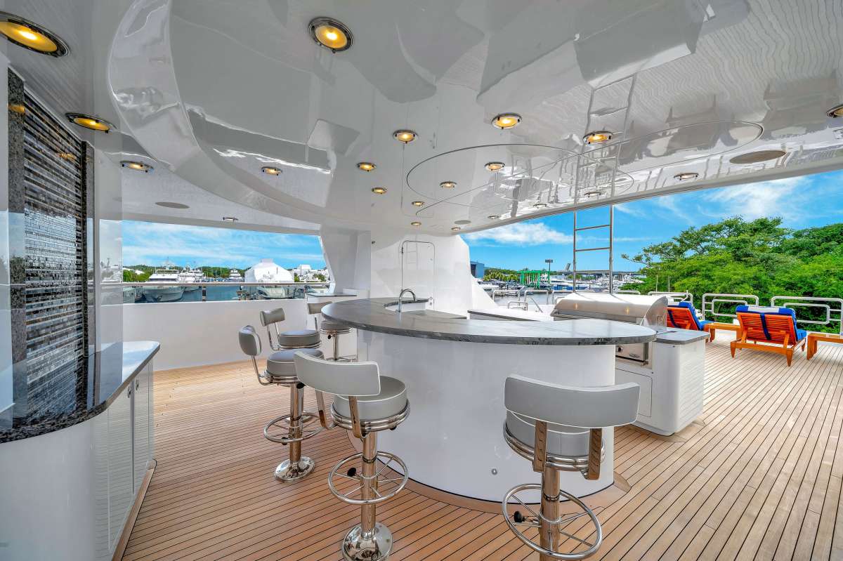 Yacht Pic 16