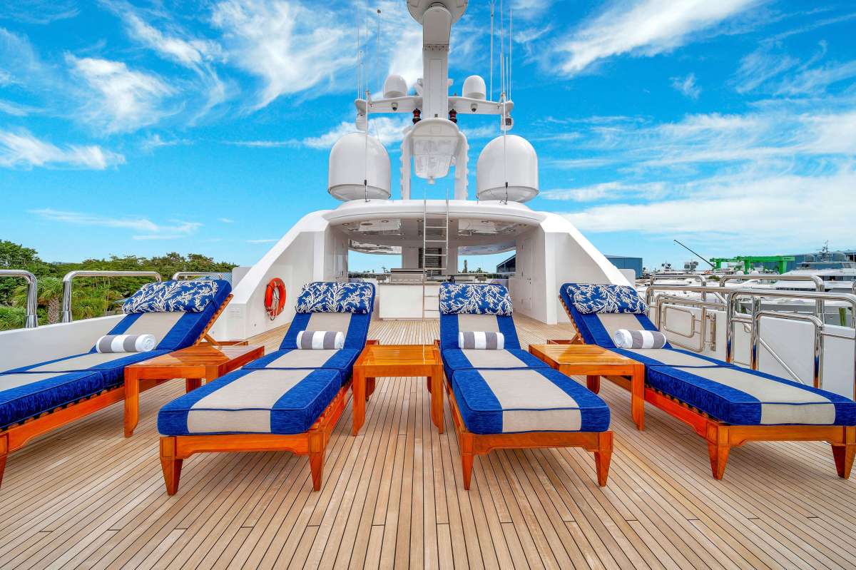Yacht Pic 18