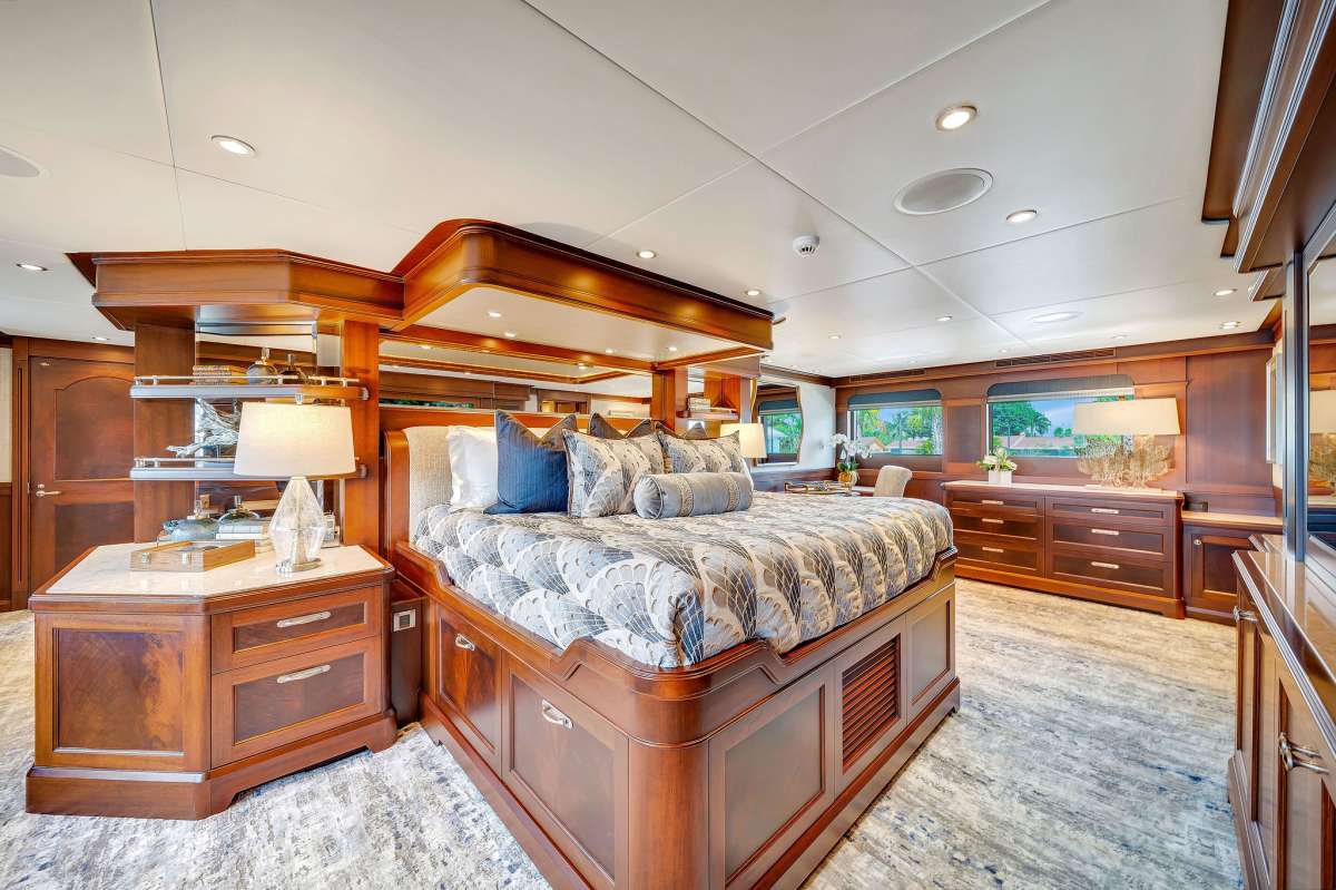 Yacht Pic 6