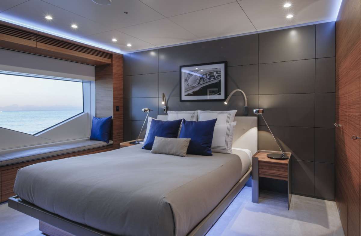 Yacht Pic 9