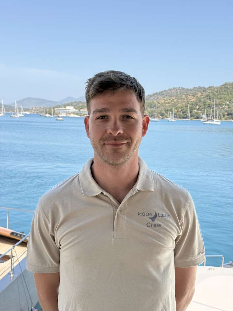 Deckhand / Host Spyros Katsihtis