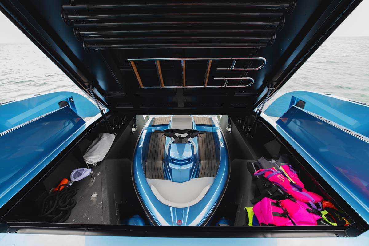 Yacht Pic 12
