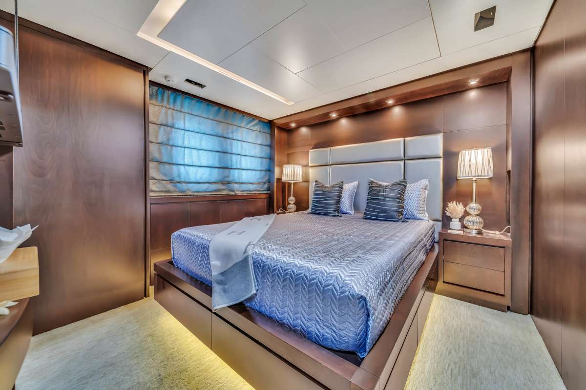 Yacht Pic 14