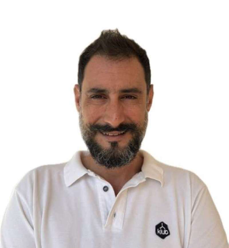 Manos Fasouliotis
