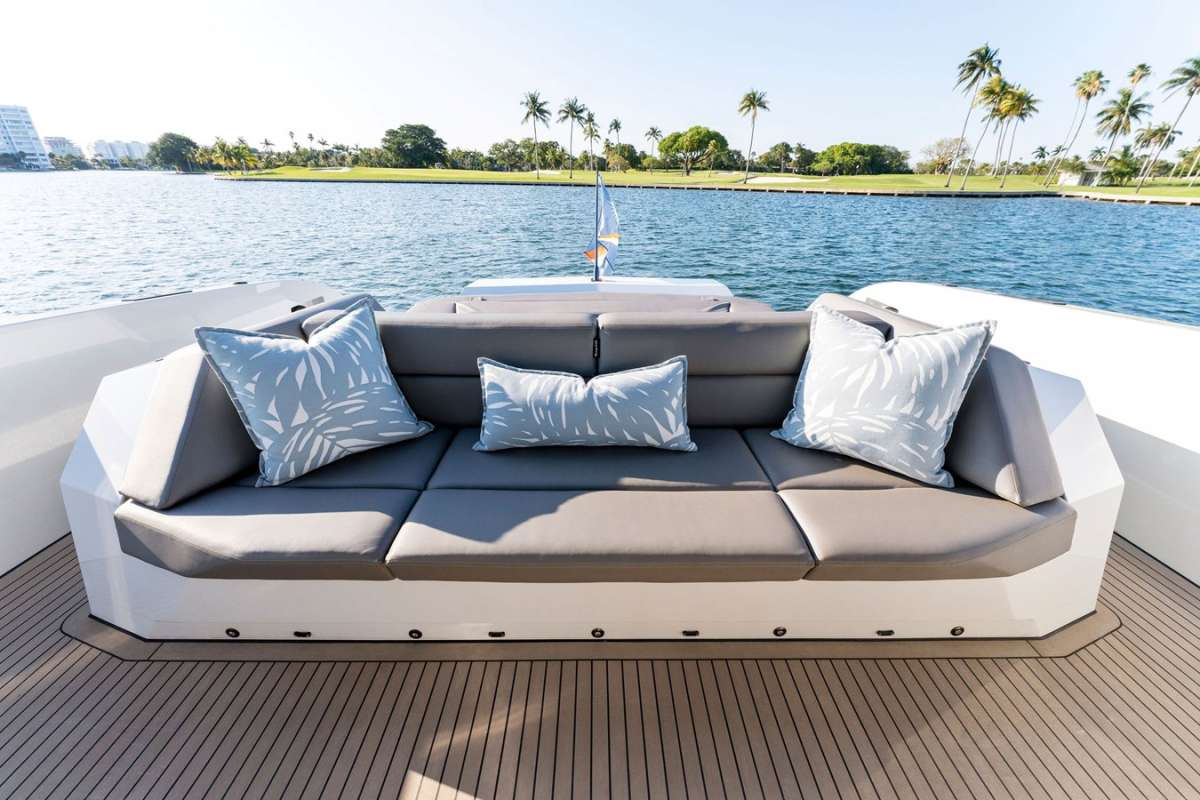 Yacht Pic 10