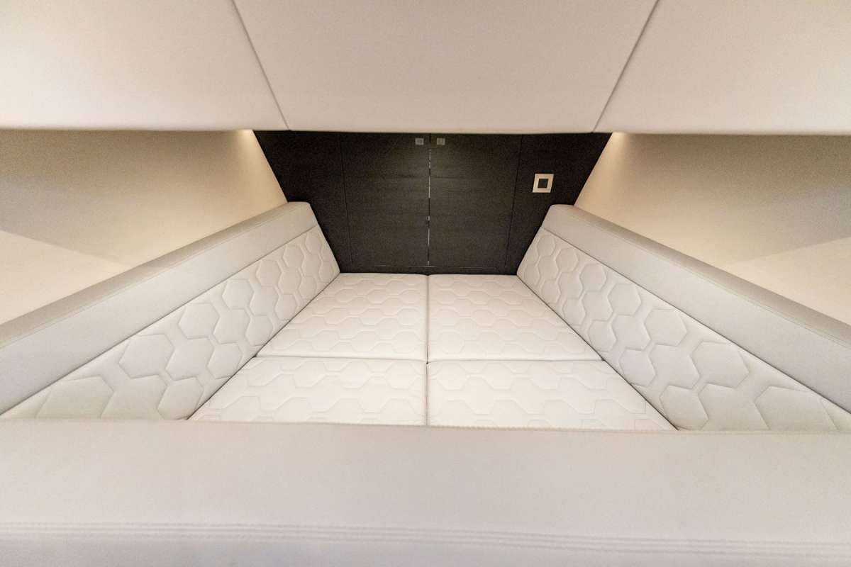 Yacht Pic 15