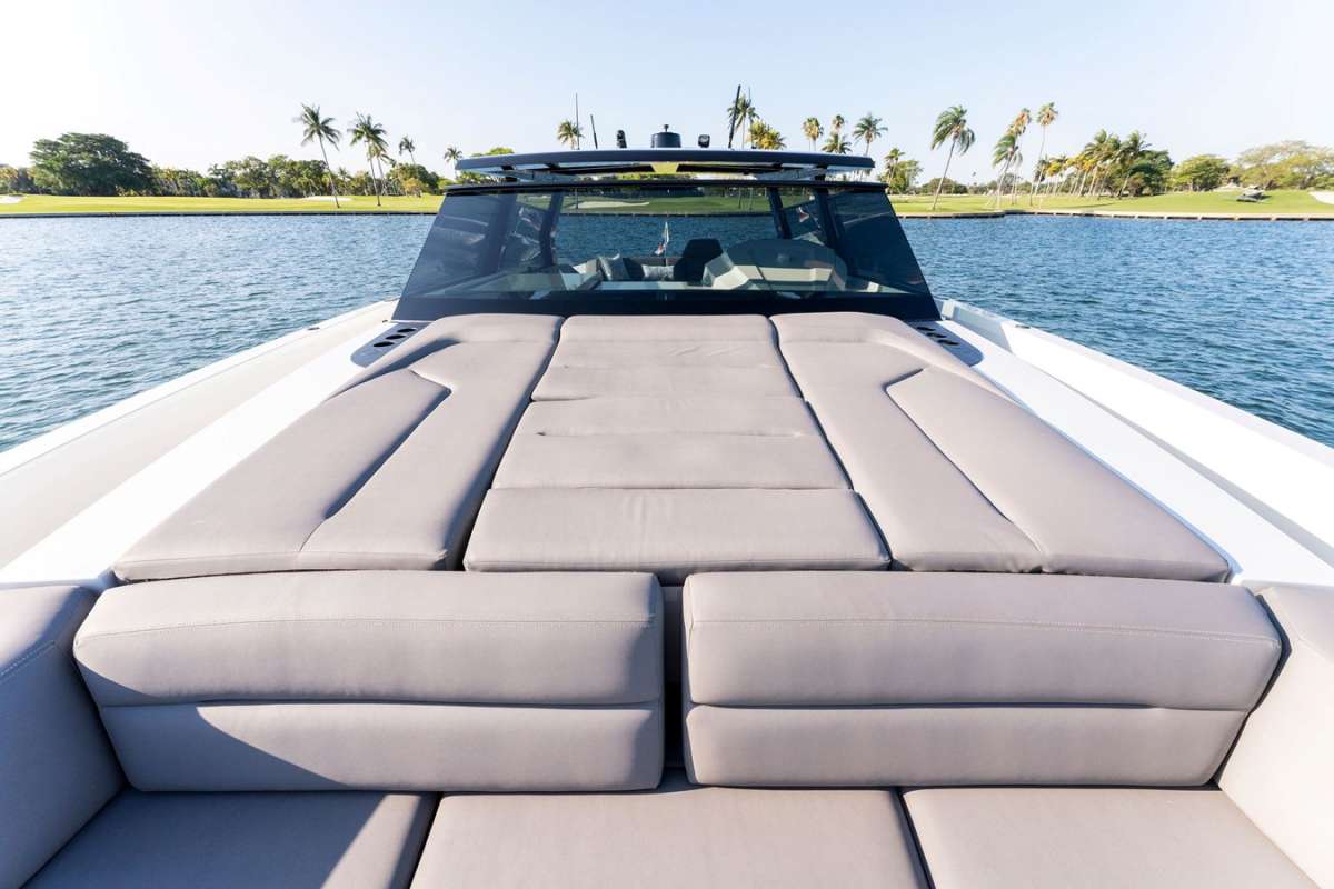 Yacht Pic 19