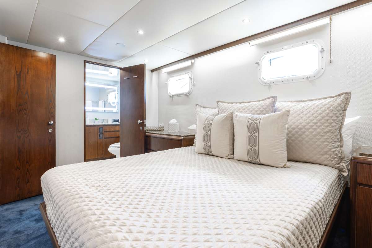 Yacht Pic 10