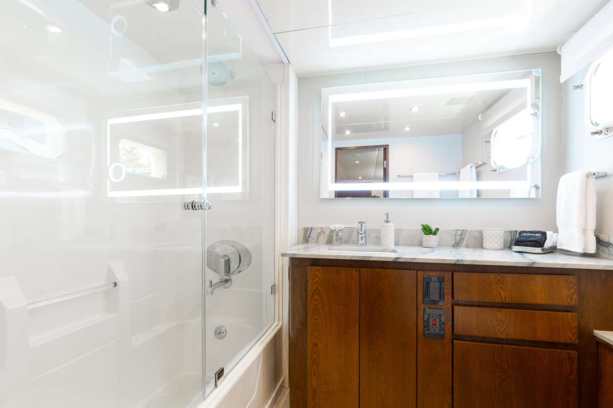 Yacht Pic 11