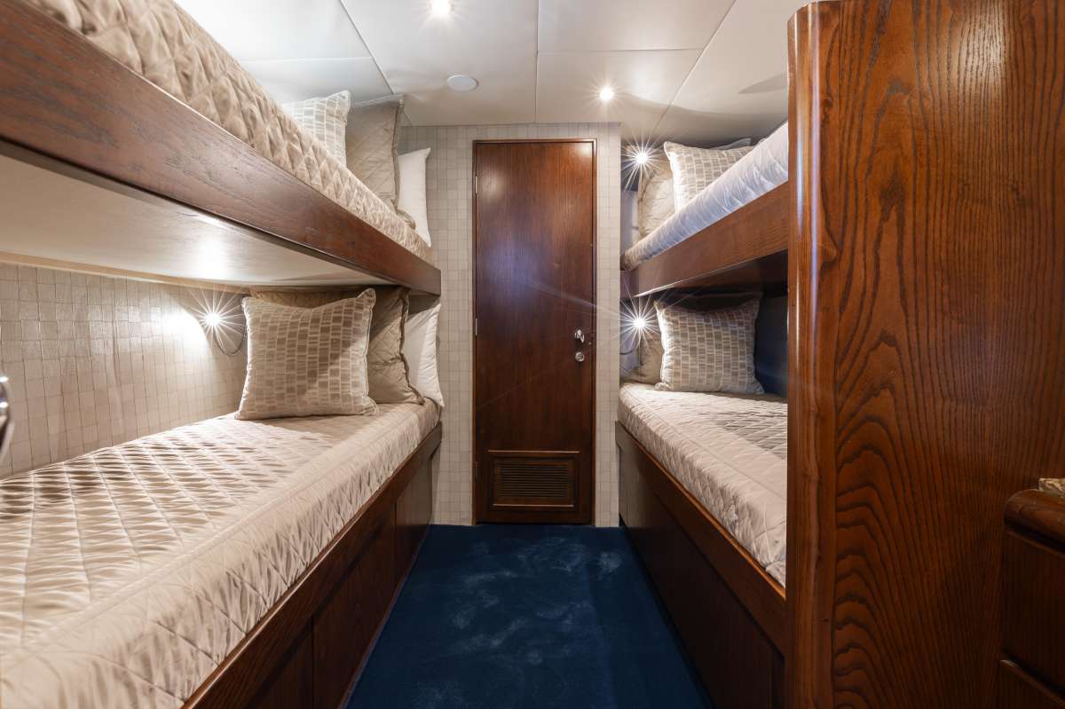 Yacht Pic 14