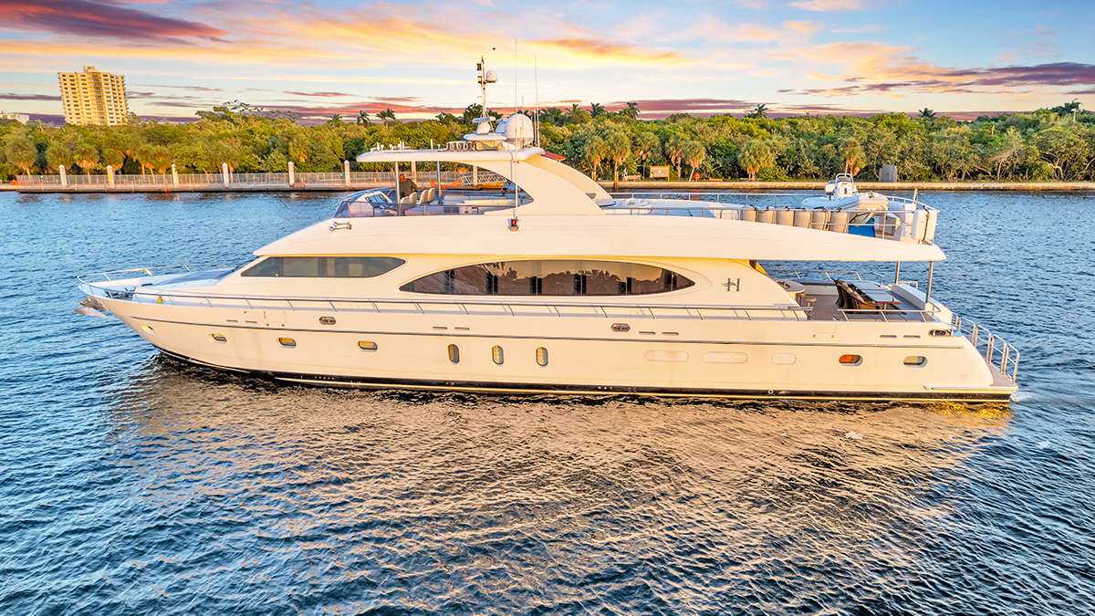 Yacht Pic 13