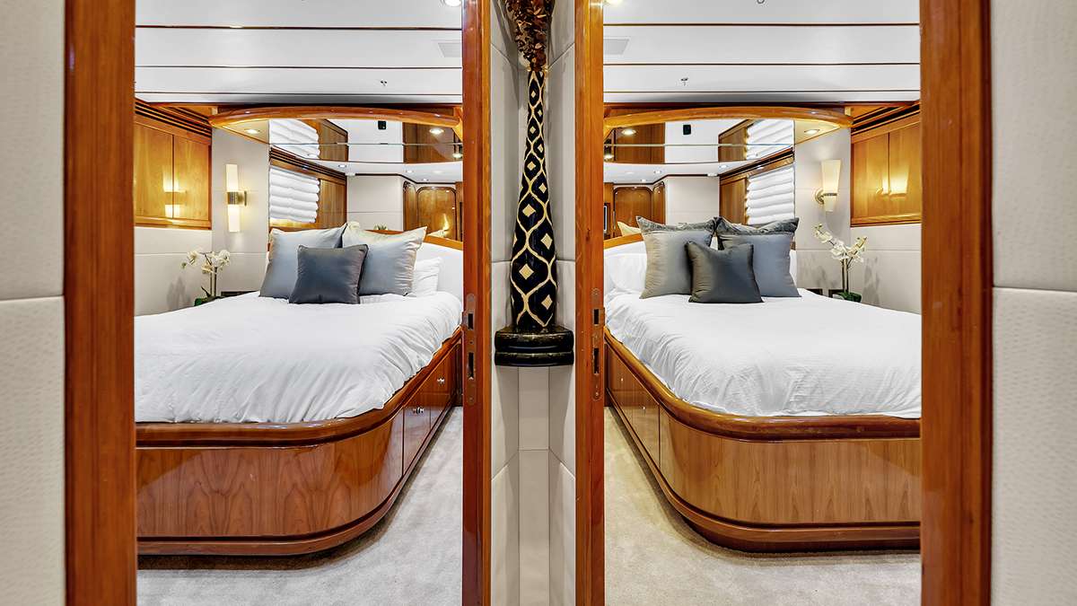 Yacht Pic 9