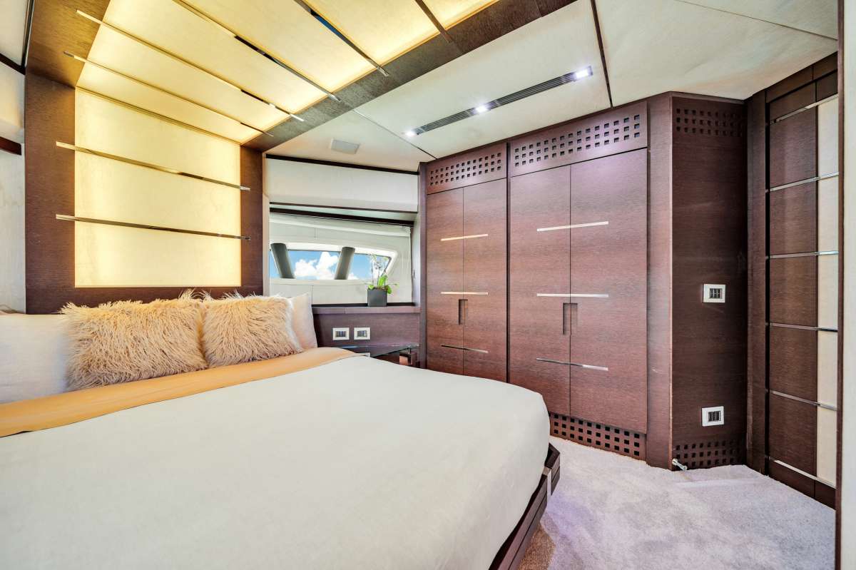 Yacht Pic 10
