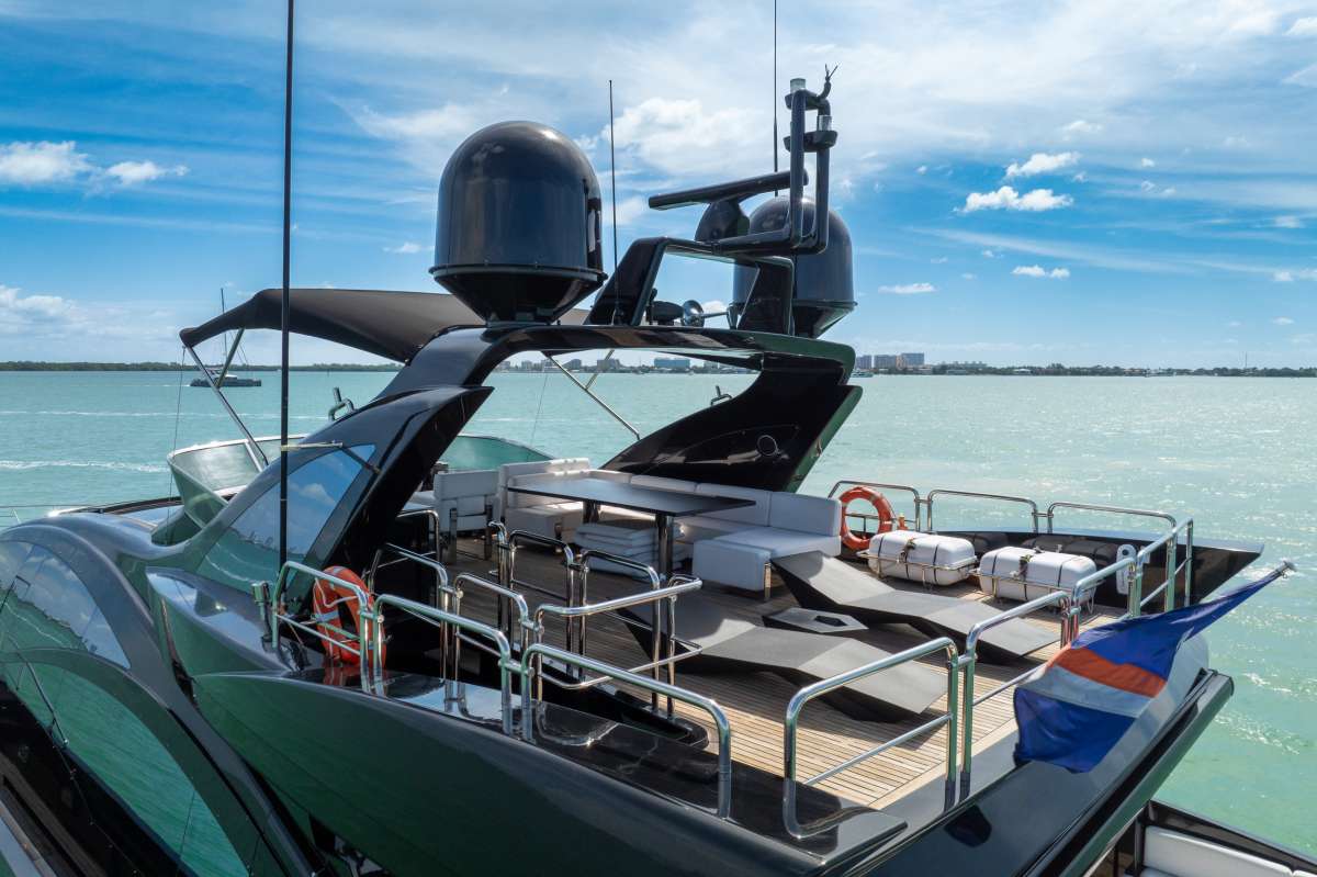 Yacht Pic 5